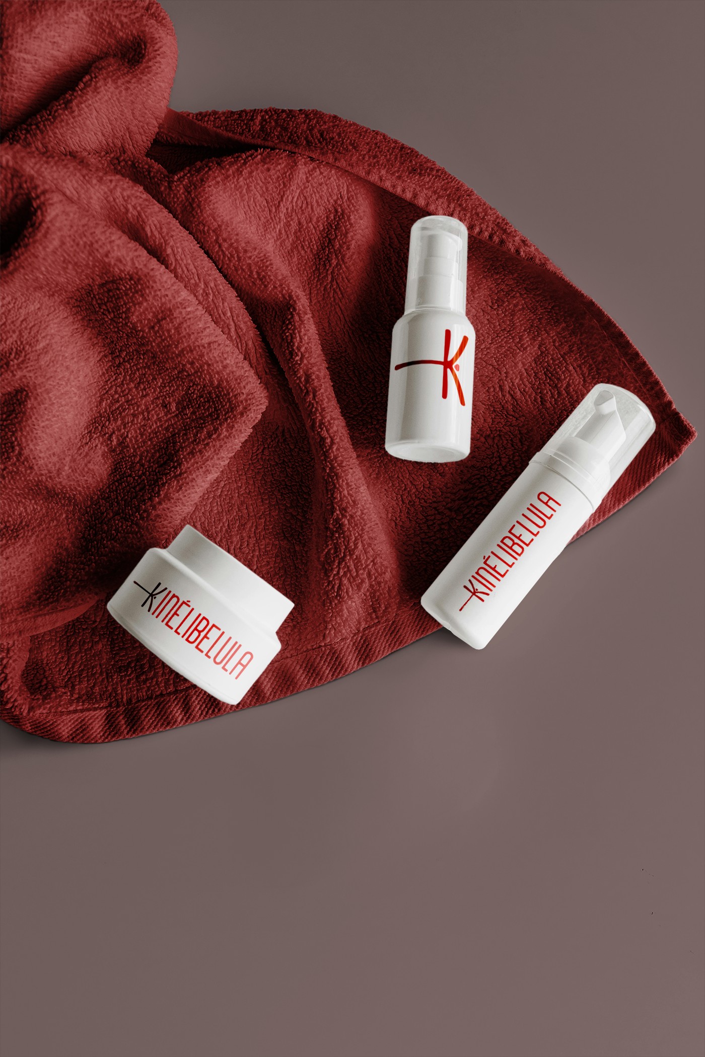 Gamme de trois contenants de soins Kinélibelula